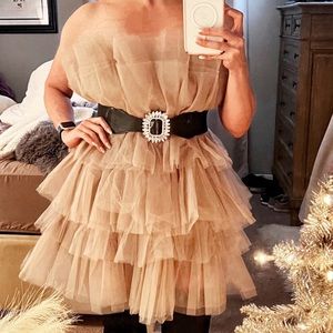 ANNA GRACE | Strapless Tiered Tulle Mini Dress